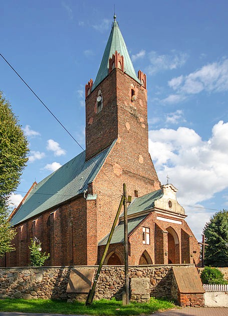 kosciol sw. Jakuba w Małujowicach